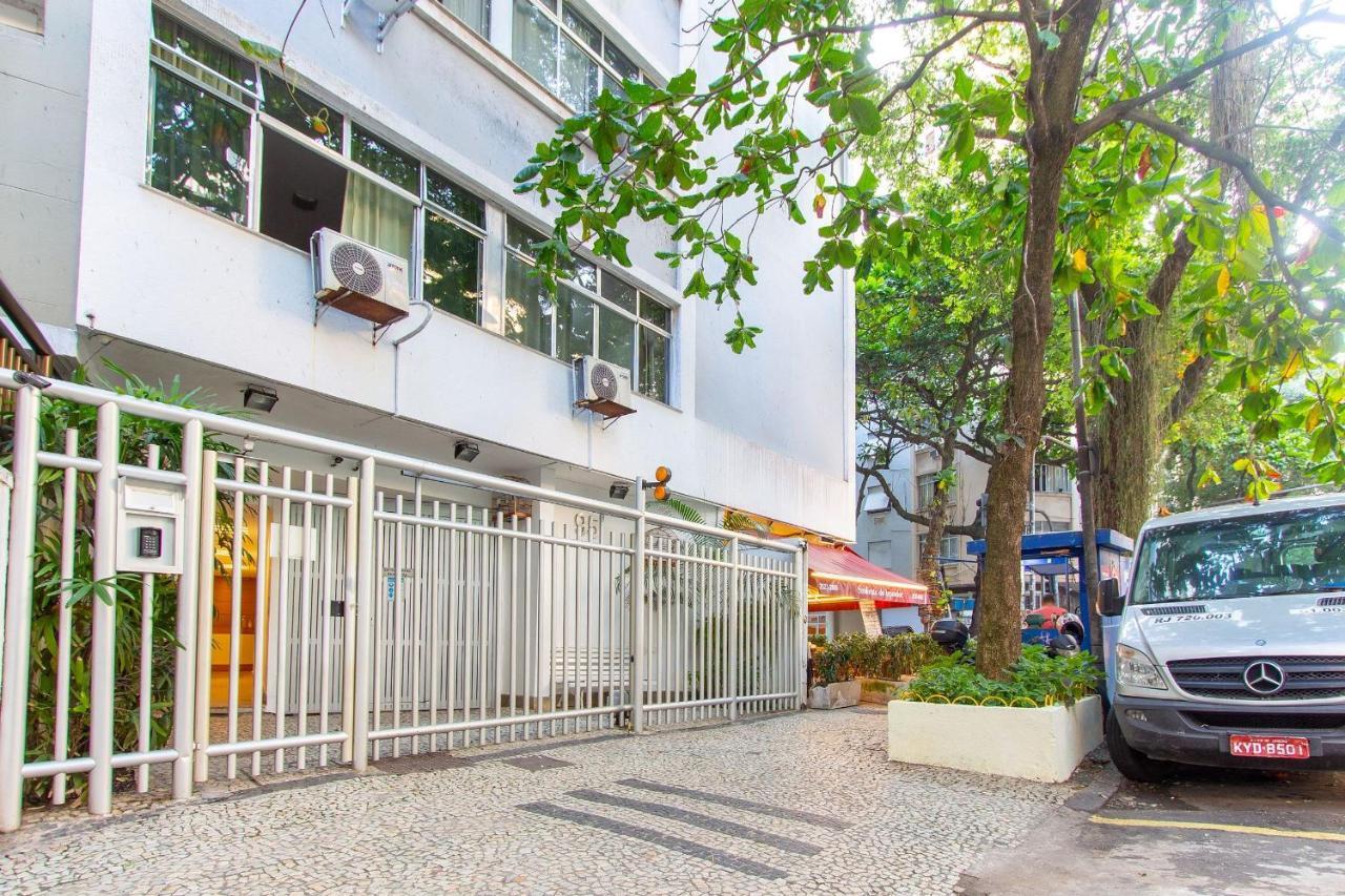 Apartment Ipanema: 2qtos Confortavel, Ao Lado Da *